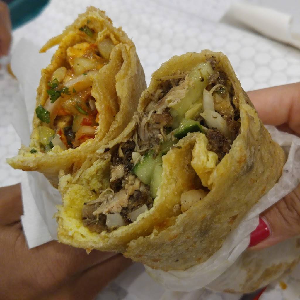 Hakka Bakka - Indian Kati Rolls | restaurant | 1251 W Fullerton Ave, Chicago, IL 60614, USA | 8728023968 OR +1 872-802-3968