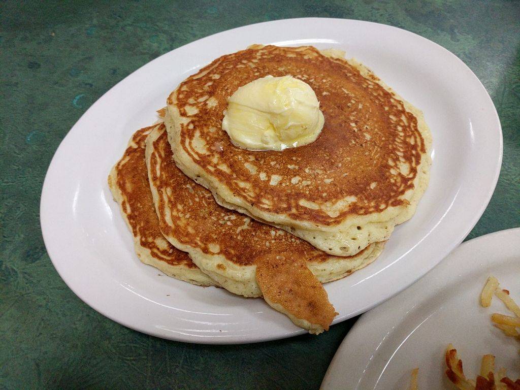 Brothers Family Restaurant | restaurant | 5150 Waring Rd, San Diego, CA 92120, USA | 6192870880 OR +1 619-287-0880