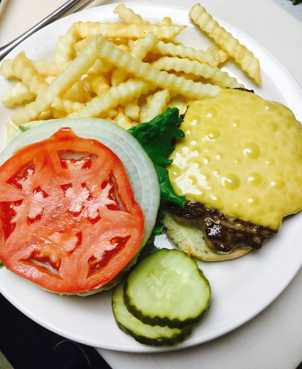 Schoolhouse Lunchroom | restaurant | 8336 Monroe Rd, Lambertville, MI 48144, USA | 7348548810 OR +1 734-854-8810