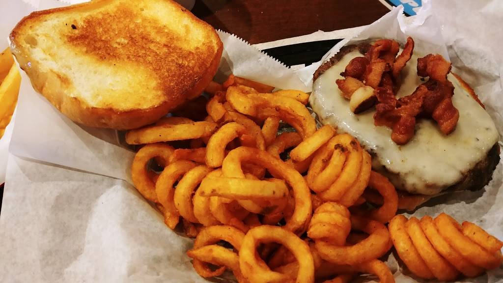 Wings Etc. | restaurant | 11480 McKinley Hwy, Osceola, IN 46561, USA | 5743295777 OR +1 574-329-5777