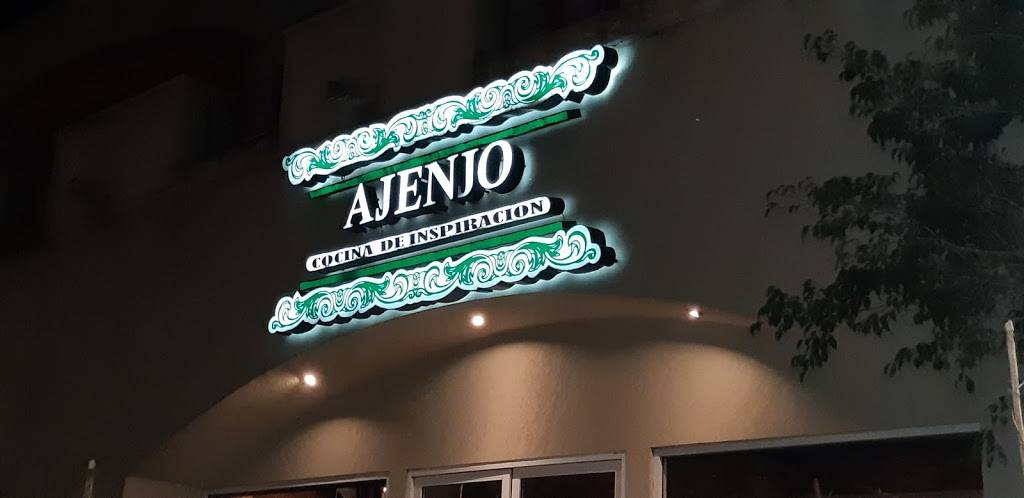 Ajenjo Latitude 52 54 | restaurant | Blvd. Popotla 3114, Playa Encantada, 22710 Rosarito, B.C., Mexico | 016611201540 OR +52 661 120 1540