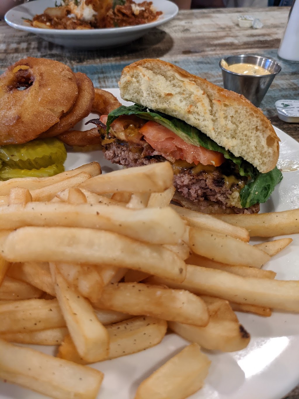 Gigis Restaurant | restaurant | 1950 NJ-35, Ortley Beach, NJ 08751, USA | 7322506024 OR +1 732-250-6024