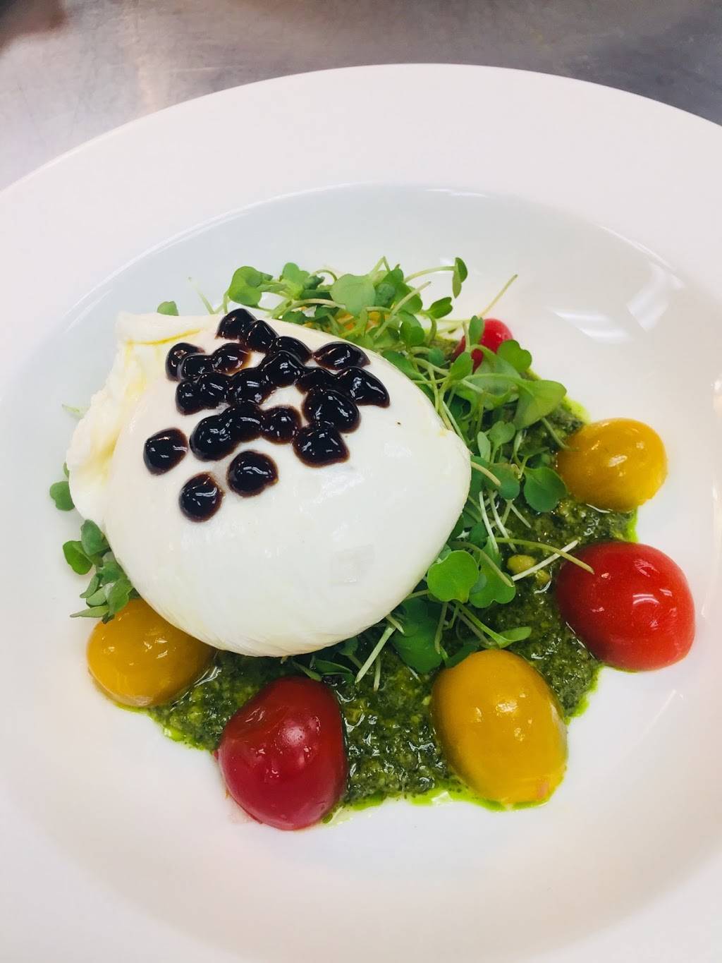 The Grandview Restaurant and Supper Club | restaurant | N2009 S Lake Shore Dr, Lake Geneva, WI 53147, USA | 2622485690 OR +1 262-248-5690