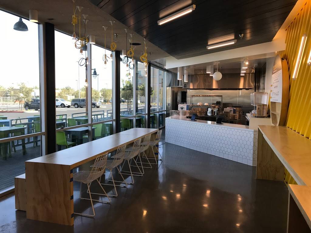 Yellow Fever - Long Beach | restaurant | 3881 N Lakewood Blvd ste b, Long Beach, CA 90808, USA | 5624201255 OR +1 562-420-1255