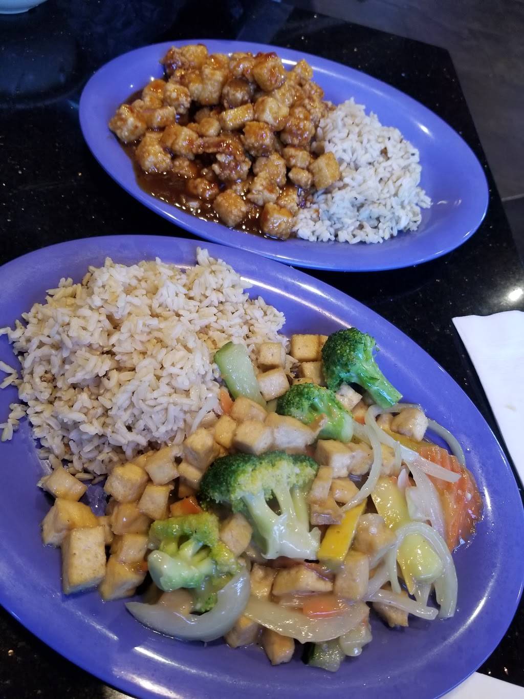 Wok Inn | restaurant | 10919 Culebra Rd #170, San Antonio, TX 78253, USA | 2106821688 OR +1 210-682-1688