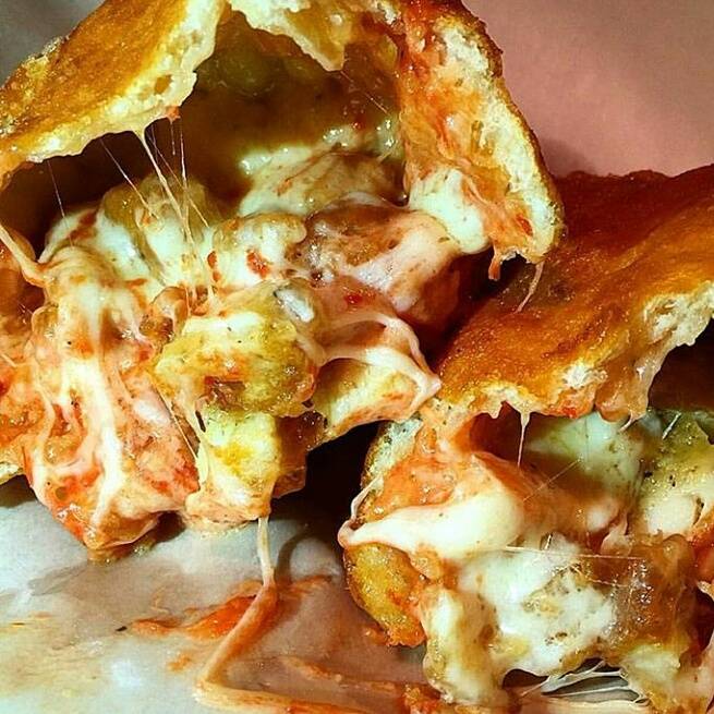 Florida Style Pizza | restaurant | 2052 S Beechwood St, Philadelphia, PA 19145, USA | 2157557946 OR +1 215-755-7946