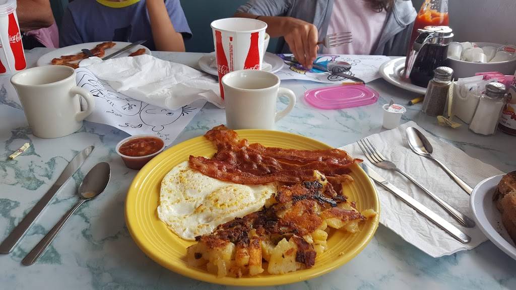 Scottys on the Strand | restaurant | 1100 The Strand, Hermosa Beach, CA 90254, USA | 3103187152 OR +1 310-318-7152