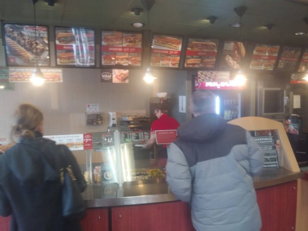 Mr.Sub | restaurant | 3693 Lake Shore Blvd W, Etobicoke, ON M8W 1P7, Canada | 4162524044 OR +1 416-252-4044