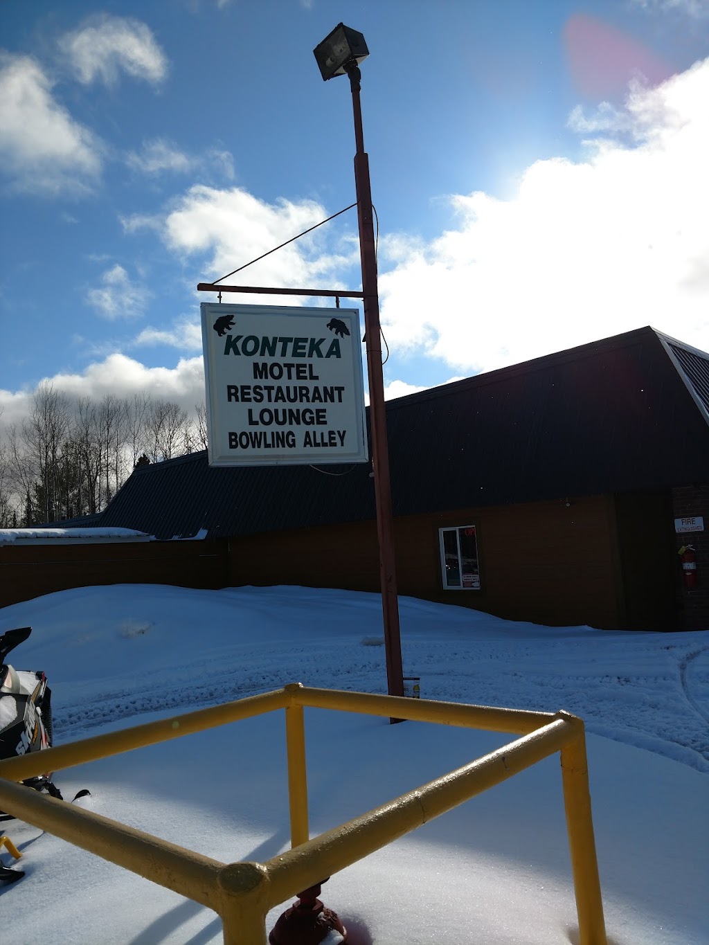 Konteka | restaurant | 400 Main St, White Pine, MI 49971, USA | 9068855170 OR +1 906-885-5170