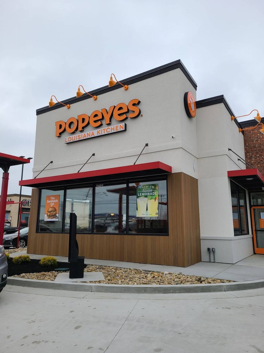 Popeyes Louisiana Kitchen | restaurant | 2421 Menards Dr, Evansville, IN 47715, USA | 8122130631 OR +1 812-213-0631