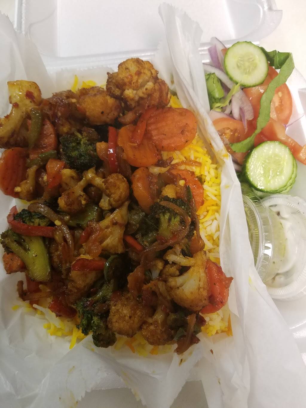 Hotspot grill | restaurant | 1632 Howard St, Chicago, IL 60626, USA | 7734658600 OR +1 773-465-8600