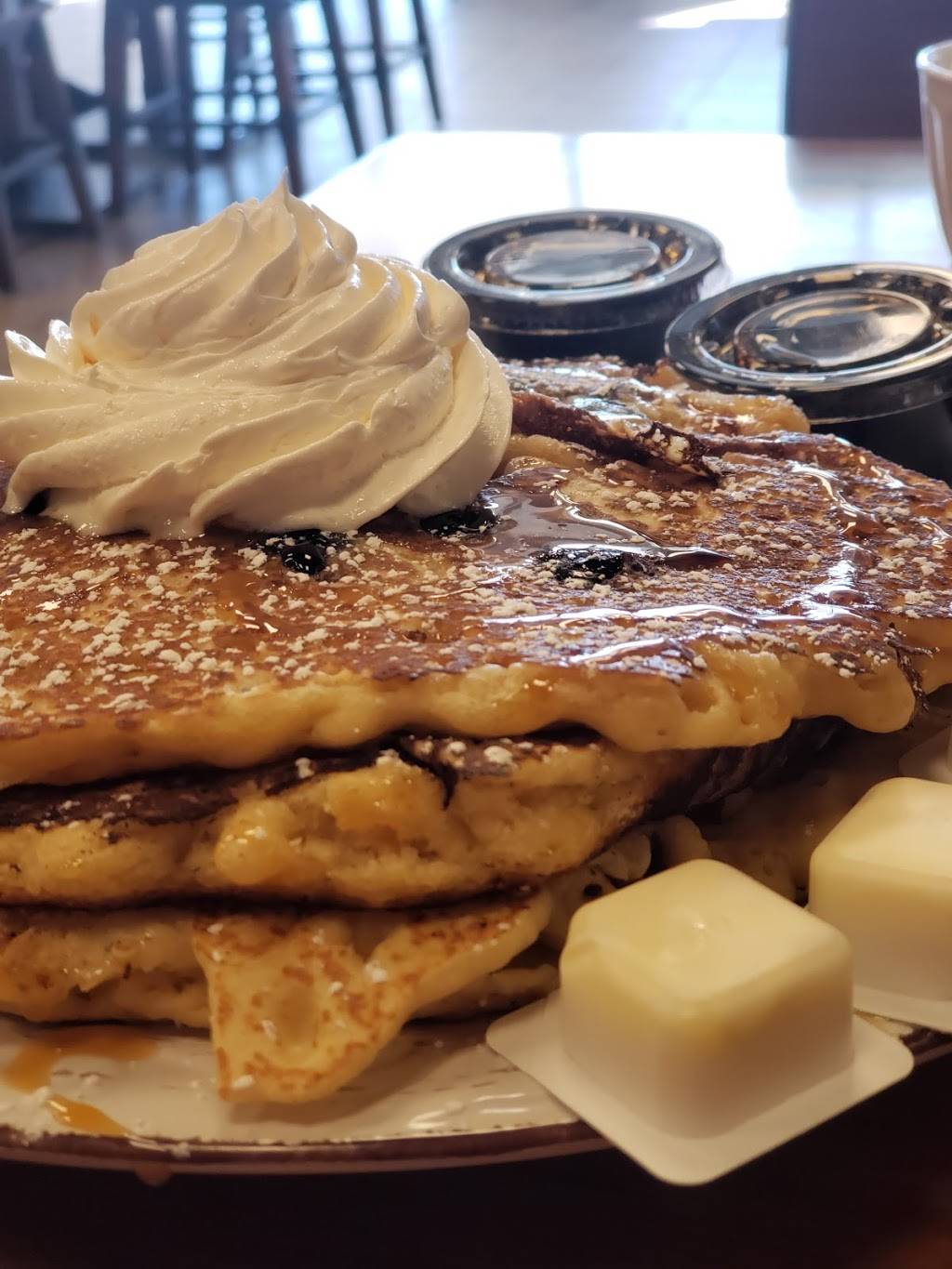 Huntleys Place | restaurant | 1581 General Booth Blvd, Virginia Beach, VA 23454, USA | 7576007730 OR +1 757-600-7730