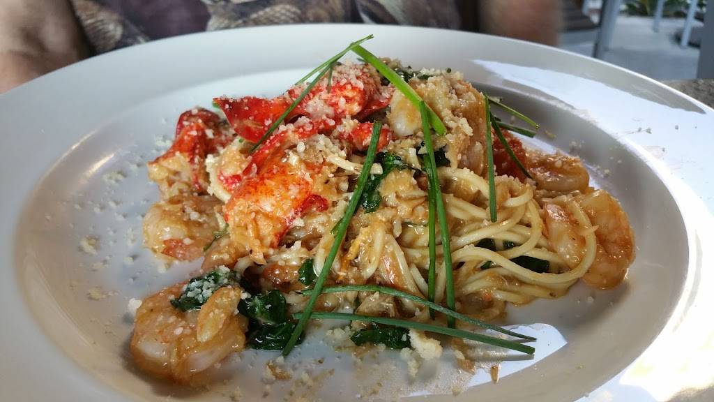 Yard House | restaurant | Burbank - Downtown Burbank, 100 E Palm Ave, Burbank, CA 91502, USA | 8188406700 OR +1 818-840-6700