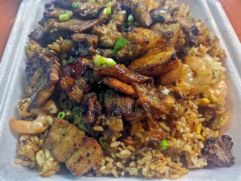 Newtown Asian Grindz | restaurant | 98-330 Kaahele St, Aiea, HI 96701, USA | 8086919025 OR +1 808-691-9025