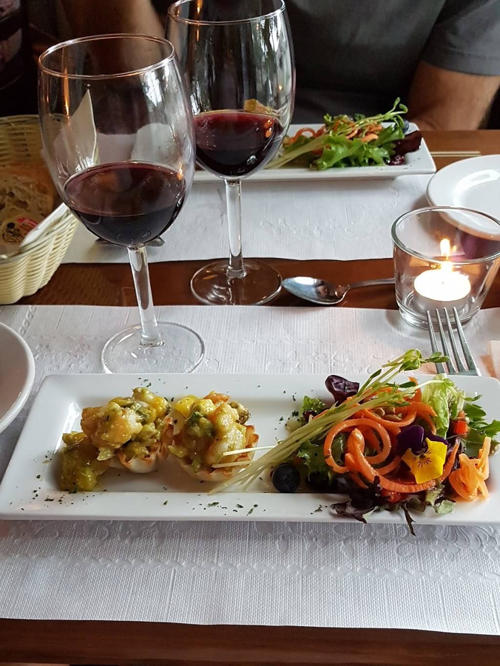 La Sarcelle | restaurant | 7 Rue de la Rivière, Bedford, QC J0J 1A0, Canada | 4502484440 OR +1 450-248-4440