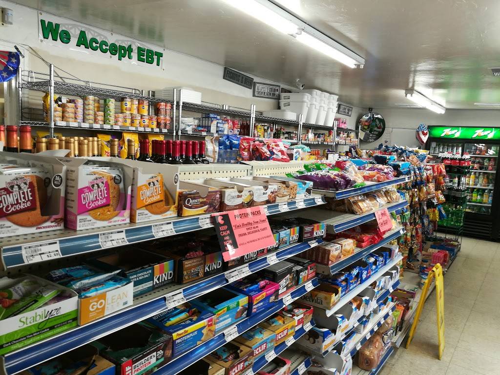 Memorial Beach Market | restaurant | 28 Healdsburg Ave, Healdsburg, CA 95448, USA | 7074339073 OR +1 707-433-9073