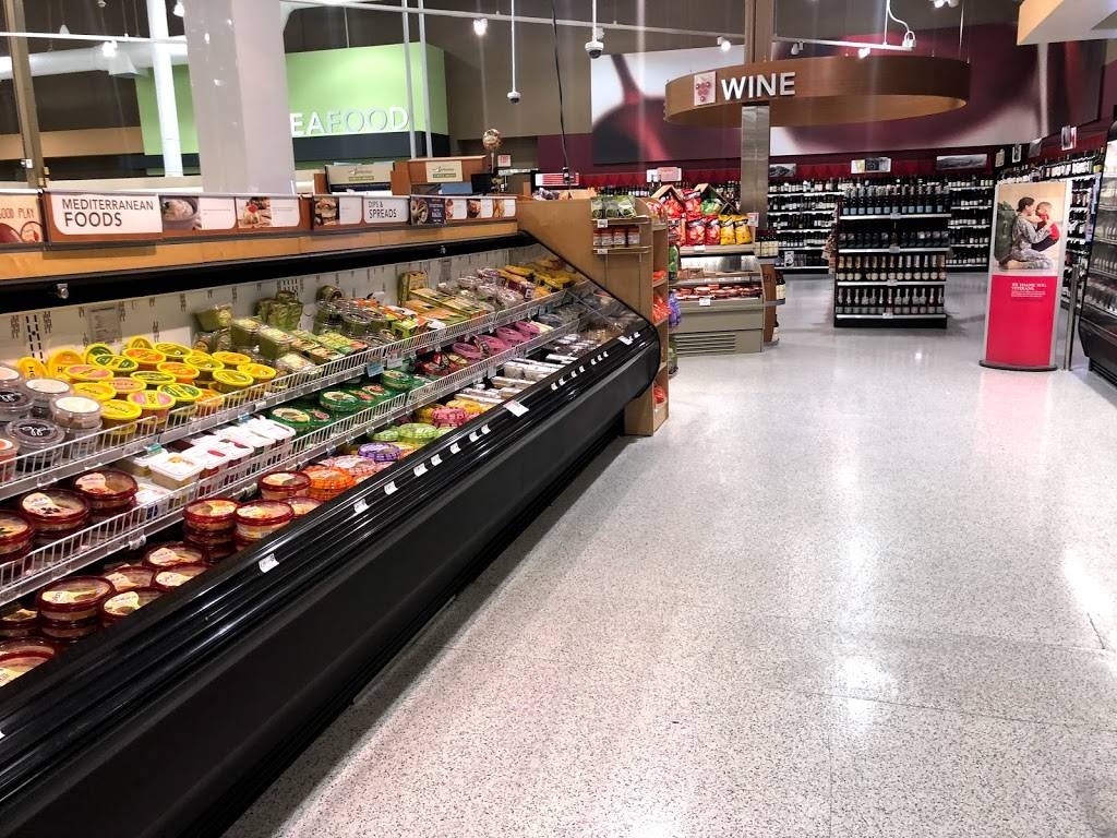 Shoppes of Grande Oak | shopping mall | 20301 20321 Grande Oak Shoppes Dr, Estero, FL 33928, USA | 8136644800 OR +1 813-664-4800