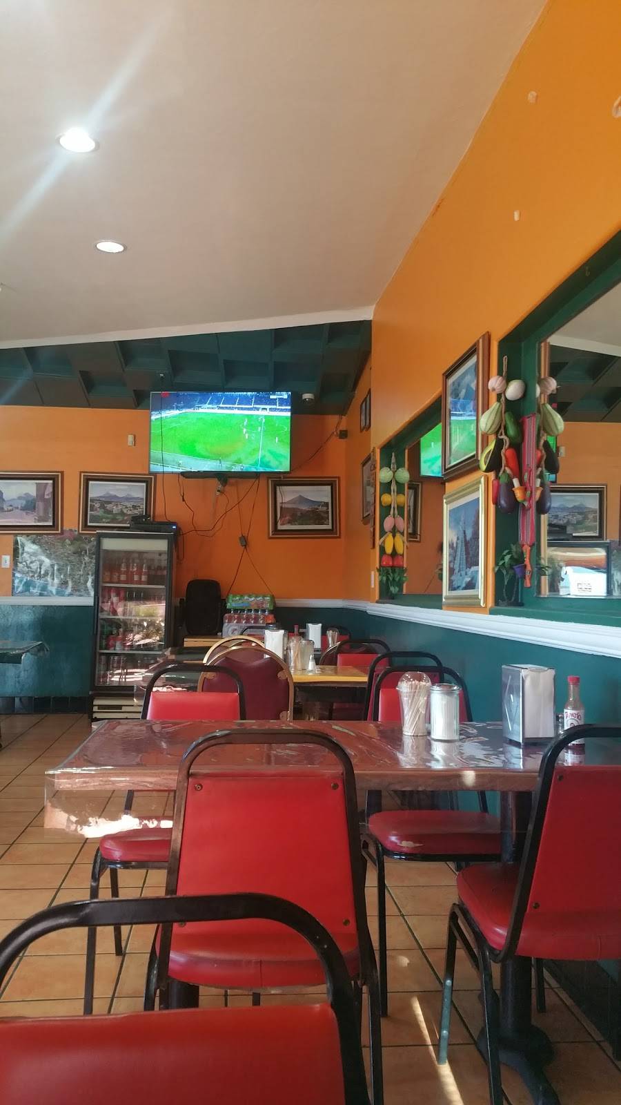 El Trebol | bakery | 3731 Pico Blvd, Los Angeles, CA 90019, USA | 3237316995 OR +1 323-731-6995