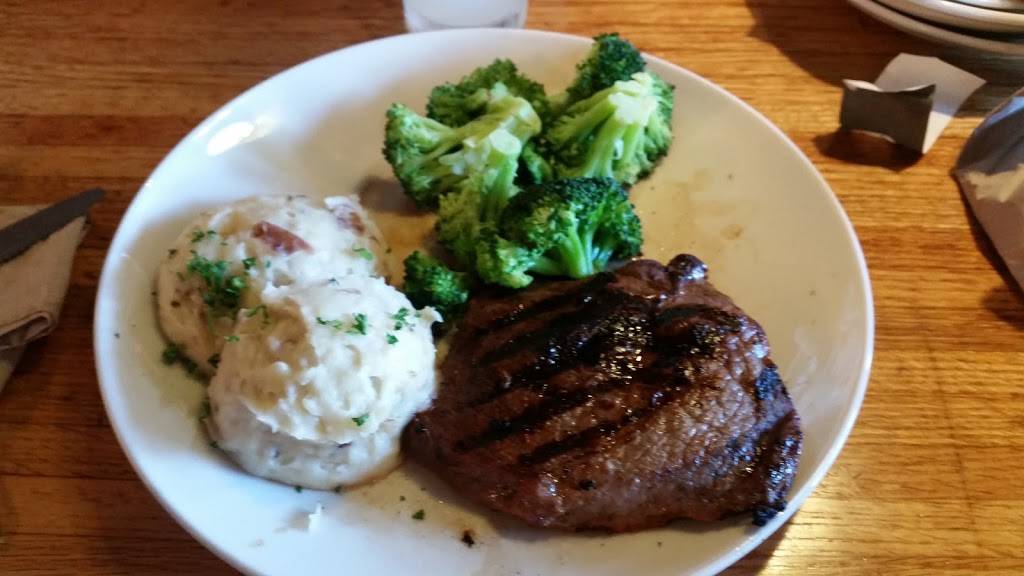 Applebees Grill + Bar | restaurant | 5700 Florence Ave, Bell Gardens, CA 90201, USA | 3233262020 OR +1 323-326-2020