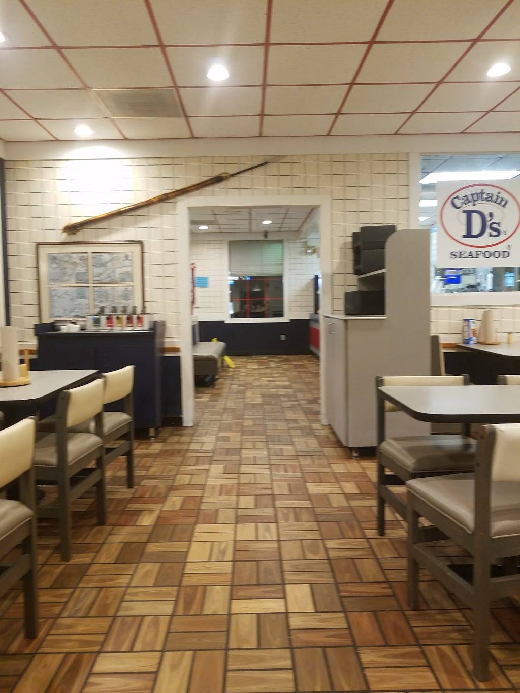 Captain Ds | restaurant | 615 Versailles Rd, Frankfort, KY 40601, USA | 5026957323 OR +1 502-695-7323