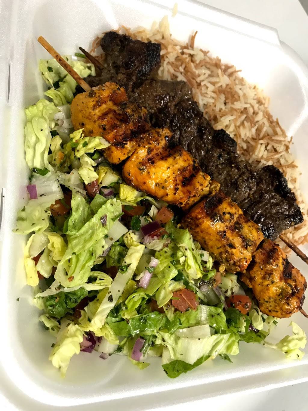 Shawarmas Diana | restaurant | 13205 SW 137th Ave, Miami, FL 33186, USA | 7868058356 OR +1 786-805-8356