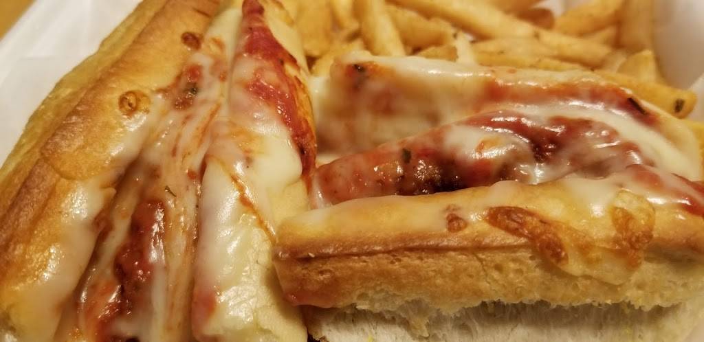 Tomasellis Restaurant & Catering | restaurant | 693 Oaklawn Ave, Cranston, RI 02920, USA | 4014644666 OR +1 401-464-4666