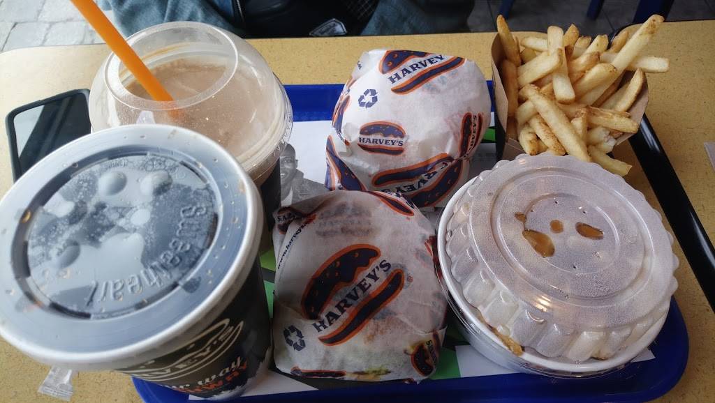 Harveys | restaurant | 1650 Merivale Rd, Nepean, ON K2G 4A1, Canada | 6132251516 OR +1 613-225-1516