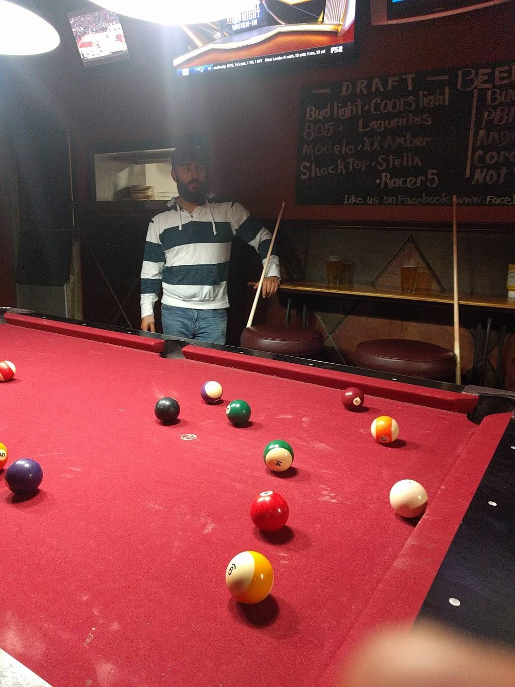 MAXS Sports Grill | restaurant | 18862 Beach Blvd, Huntington Beach, CA 92648, USA | 7149628316 OR +1 714-962-8316