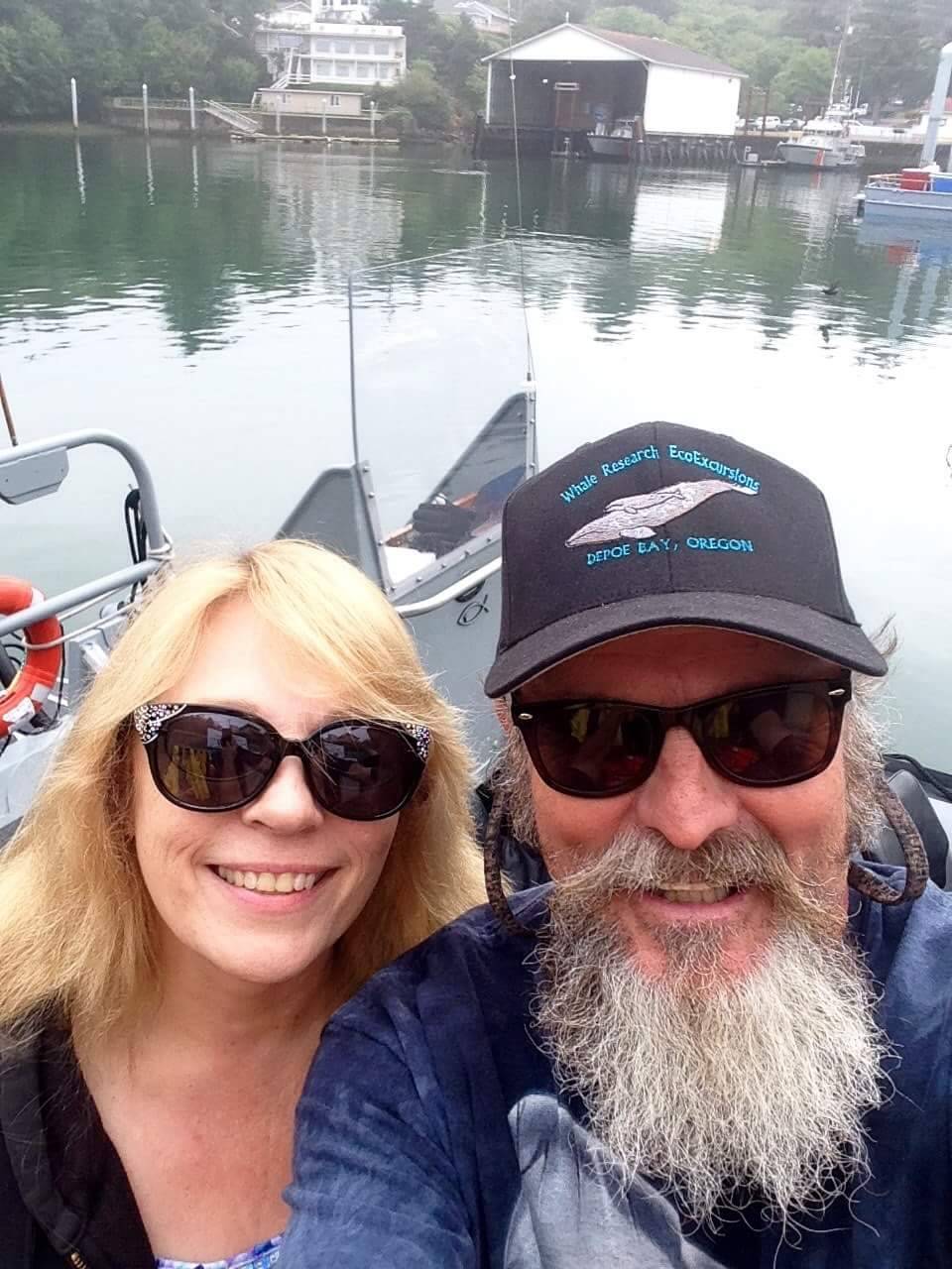 Penalty Box Bar & Grill | restaurant | 1419 4th St, Charleston, IL 61920, USA | 2175084192 OR +1 217-508-4192