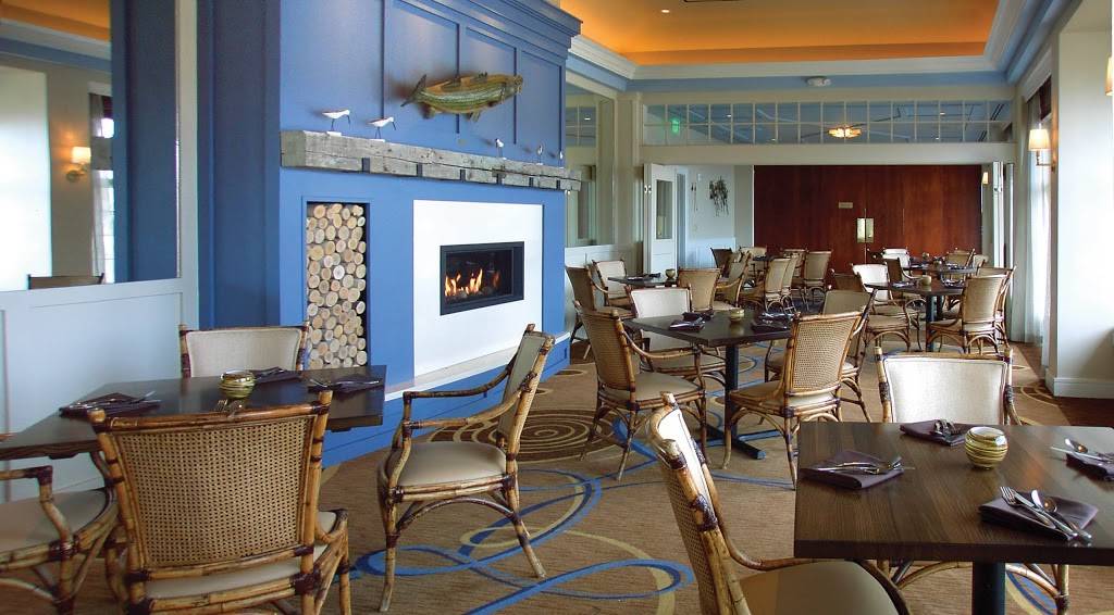 Sandpipers Restaurant and Meeting Space | restaurant | 8 Stage Neck Rd, York Harbor, ME 03911, USA | 2073633850 OR +1 207-363-3850