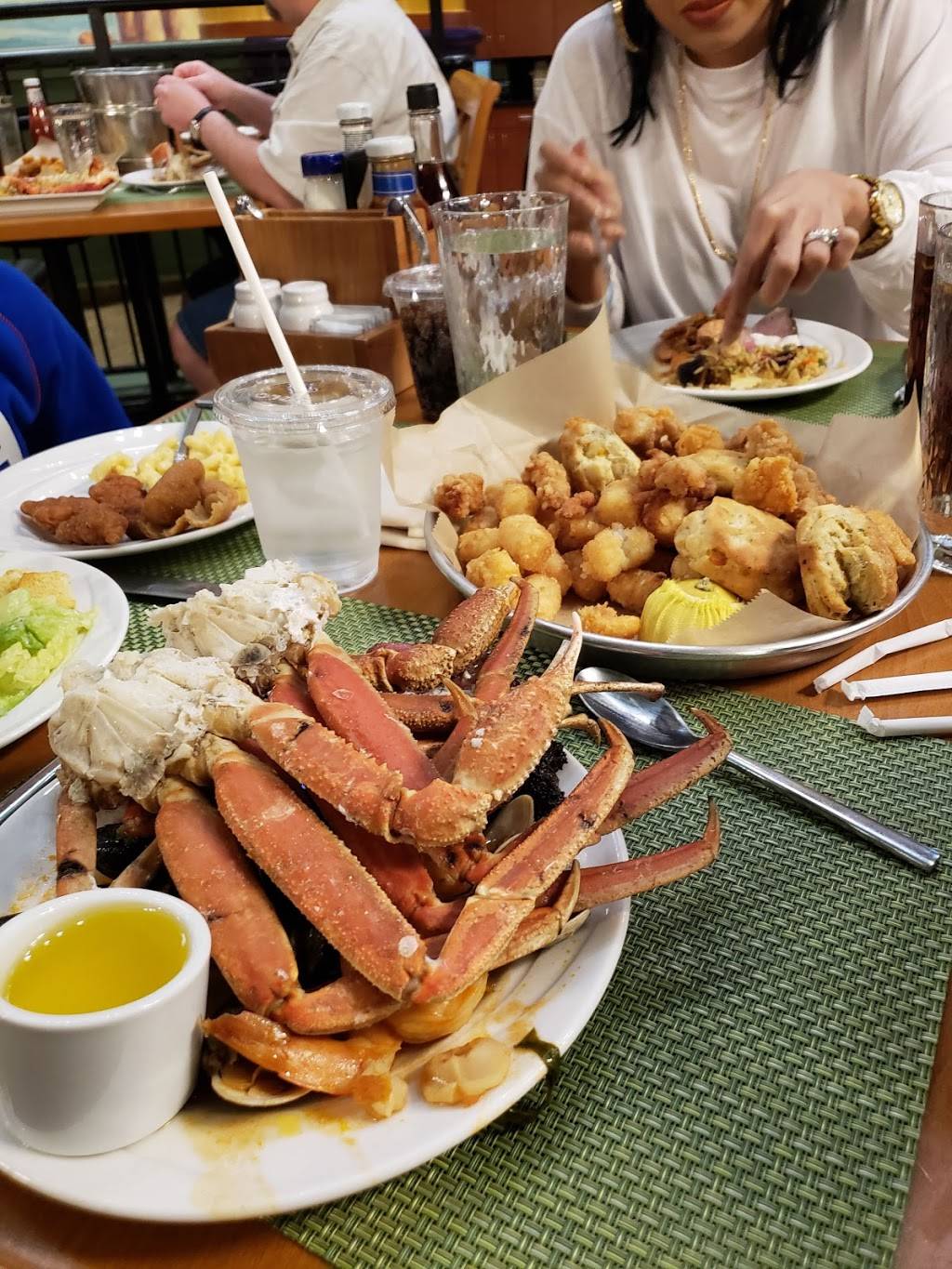 Garden Grove | restaurant | 1200 Epcot Resorts Blvd, Lake Buena Vista, FL 32830, USA | 4079341609 OR +1 407-934-1609