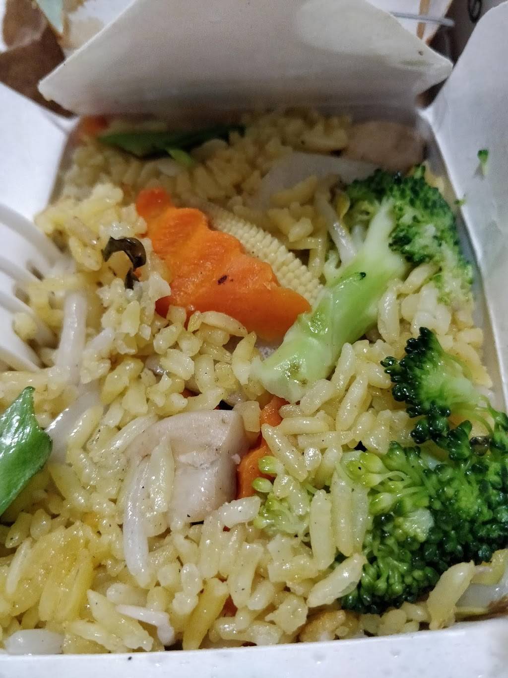 Yums | restaurant | 1413 14th St NW, Washington, DC 20005, USA | 2022325608 OR +1 202-232-5608