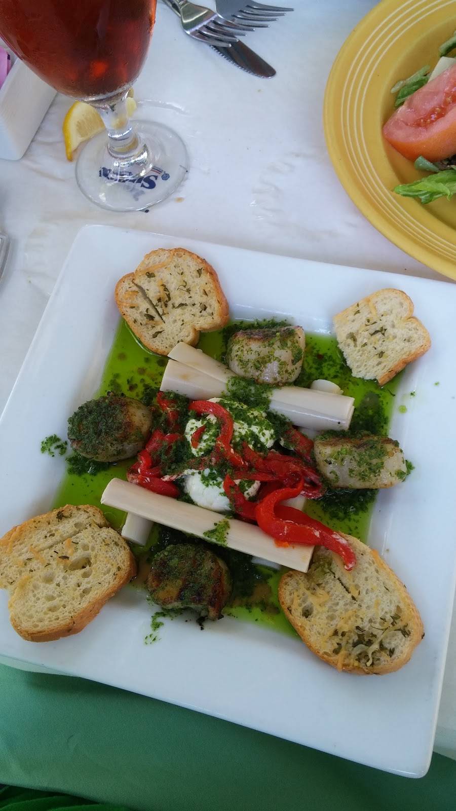 Sunshine Seafood Café | cafe | 11508 Andy Rosse Lane, Captiva, FL 33924, USA | 2394726200 OR +1 239-472-6200