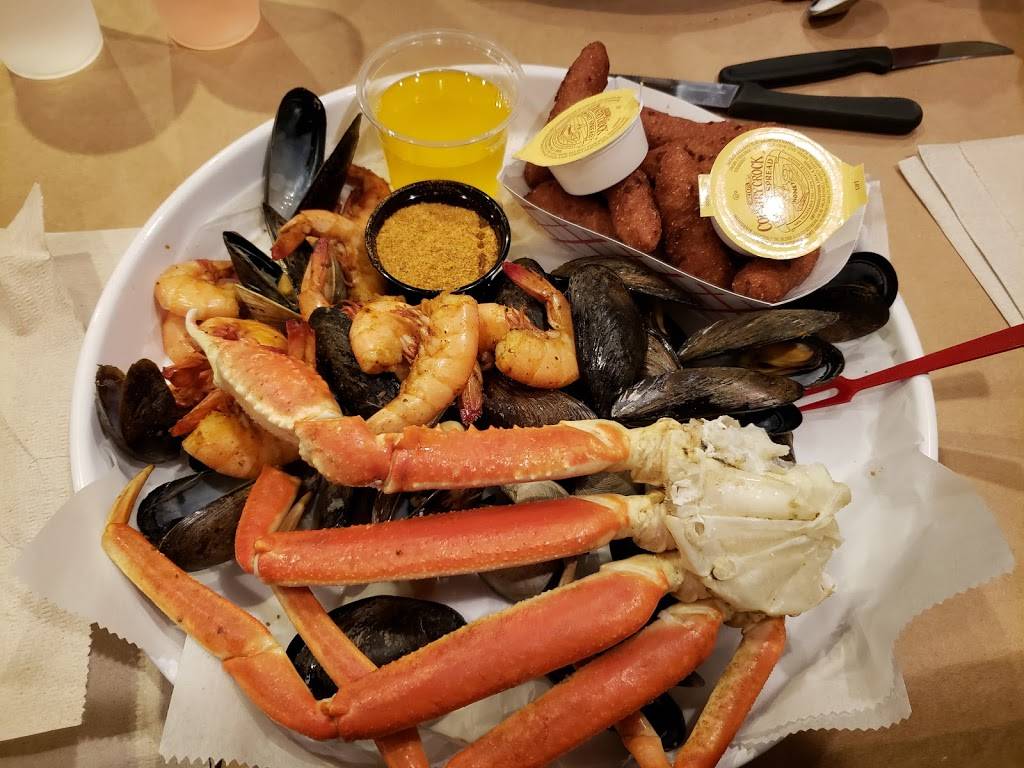 Cantlers Riverside Inn | restaurant | 458 Forest Beach Rd, Annapolis, MD 21409, USA | 4107571311 OR +1 410-757-1311