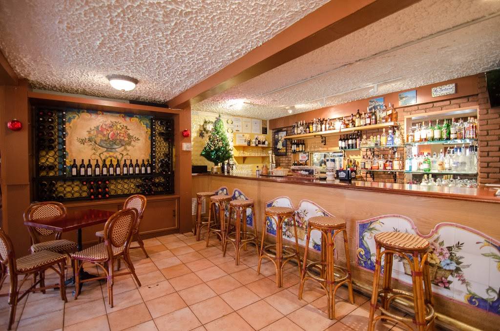 Le Fontane | restaurant | 137 NY-100, Katonah, NY 10536, USA | 9142329619 OR +1 914-232-9619