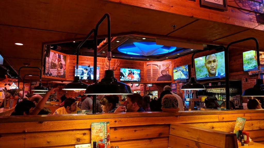 Texas Roadhouse | restaurant | 103 Drury Dr, La Plata, MD 20646, USA | 3013929471 OR +1 301-392-9471
