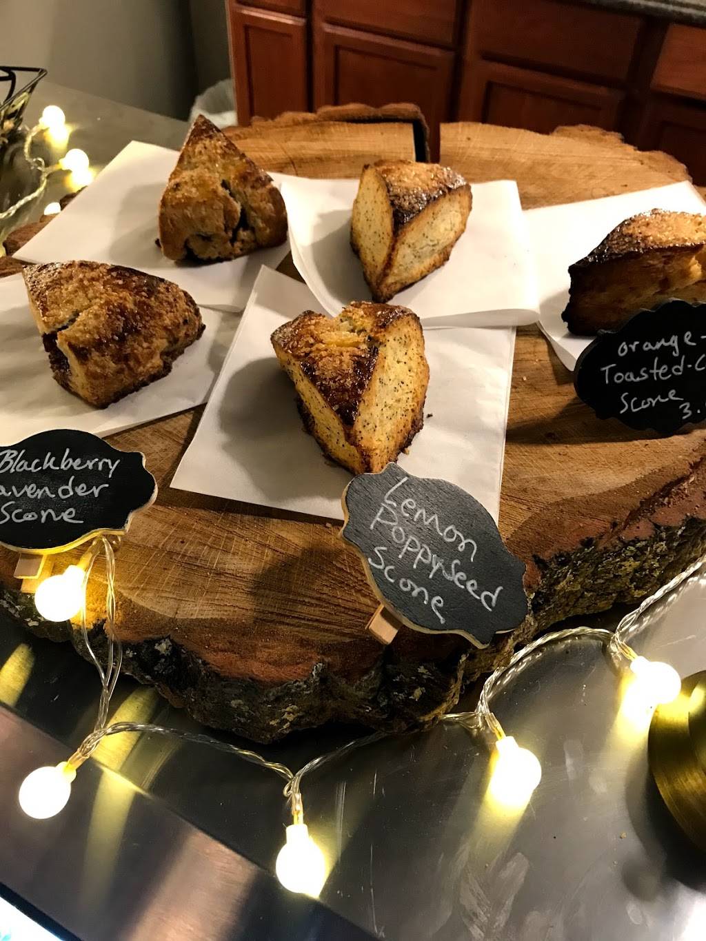 Moments Coffee Bar & Eatery | cafe | 2304 US-70, Swannanoa, NC 28778, USA | 8286865679 OR +1 828-686-5679