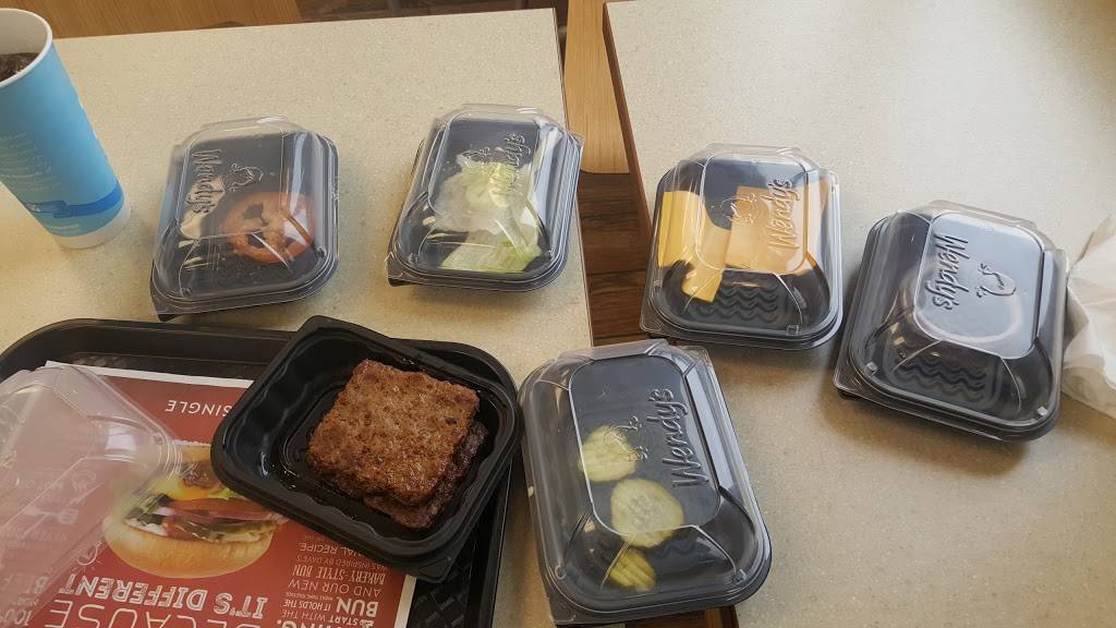 Wendys | restaurant | 4001 South Old, IN-37, Bloomington, IN 47401, USA | 8128245444 OR +1 812-824-5444