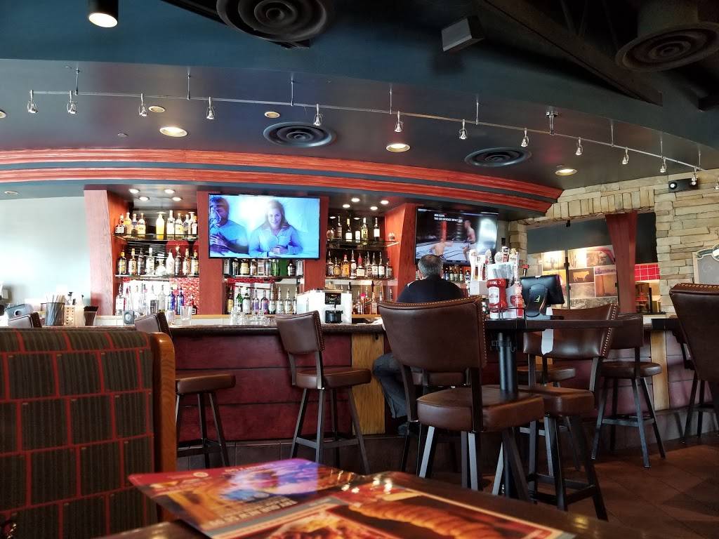 Red Robin Gourmet Burgers and Brews | restaurant | 1440 Mexico Loop Rd E, OFallon, MO 63366, USA | 6362810383 OR +1 636-281-0383