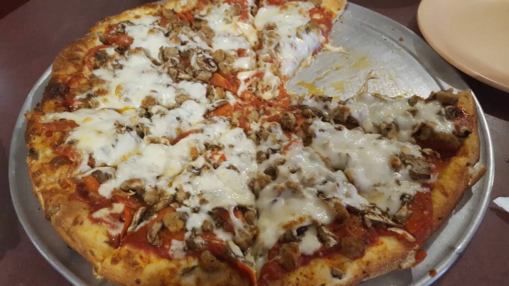 New York Pizzeria | restaurant | 546 Myrtlewood Dr, Calimesa, CA 92320, USA | 9097952424 OR +1 909-795-2424