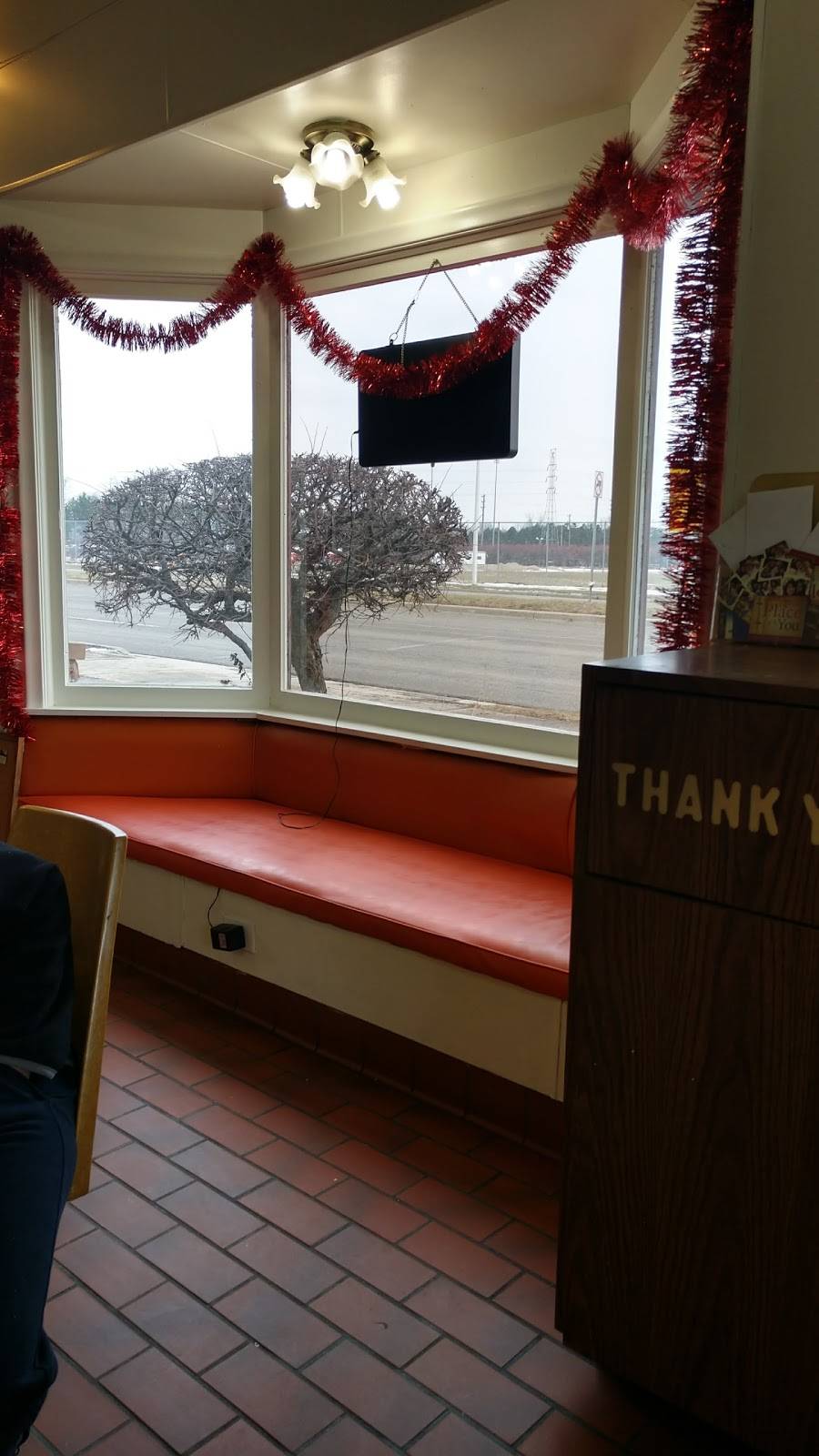 Elam Brothers III | restaurant | 45258 Woodward Ave, Pontiac, MI 48341, USA | 2483340260 OR +1 248-334-0260