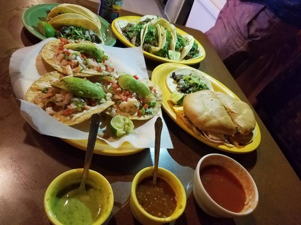 Tanias Mexican Restaurant & Store | restaurant | 37 West St, Gettysburg, PA 17325, USA | 7173343751 OR +1 717-334-3751