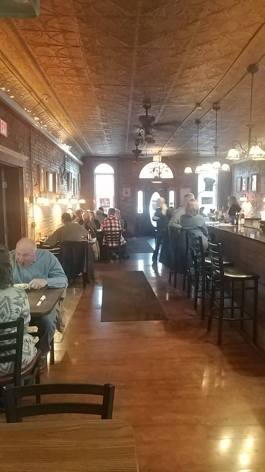 Abes Hideout & Saloon | restaurant | 200 Main St, Mechanicsburg, IL 62545, USA | 2173649386 OR +1 217-364-9386