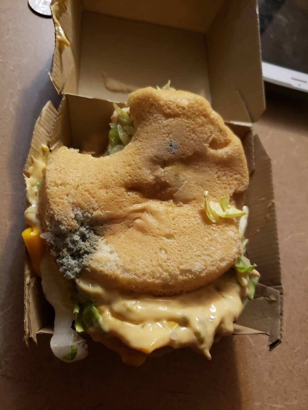 McDonalds | cafe | 1212 W West Maple Rd, Walled Lake, MI 48390, USA | 2486247750 OR +1 248-624-7750