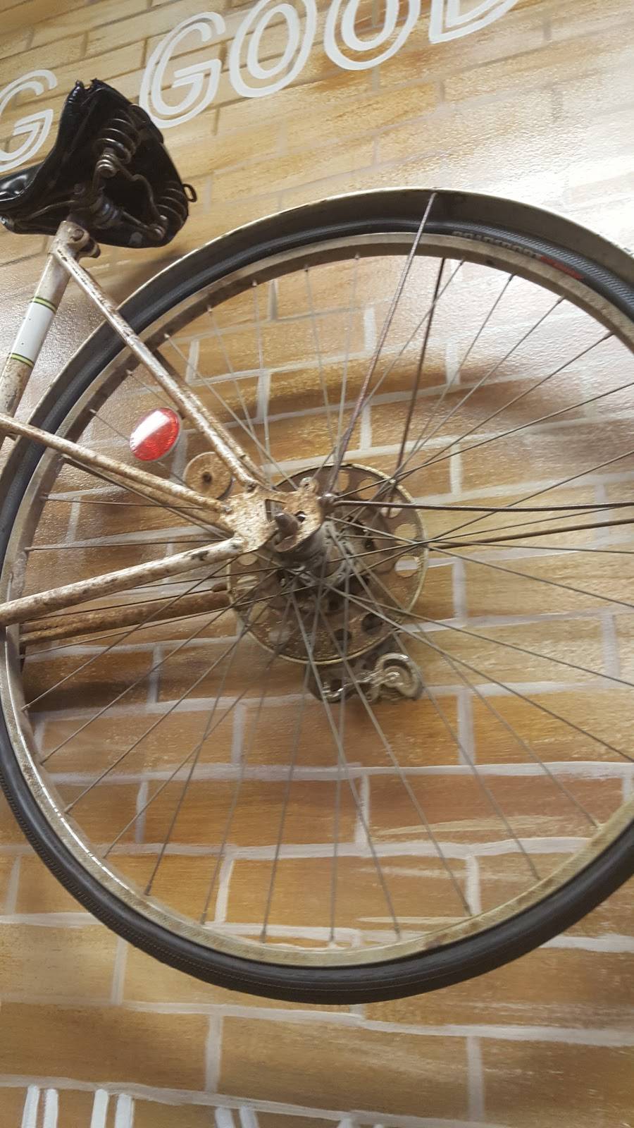 Pizza Hut | meal takeaway | 2711 W Kingshighway Suite 18, Paragould, AR 72450, USA | 8702400065 OR +1 870-240-0065