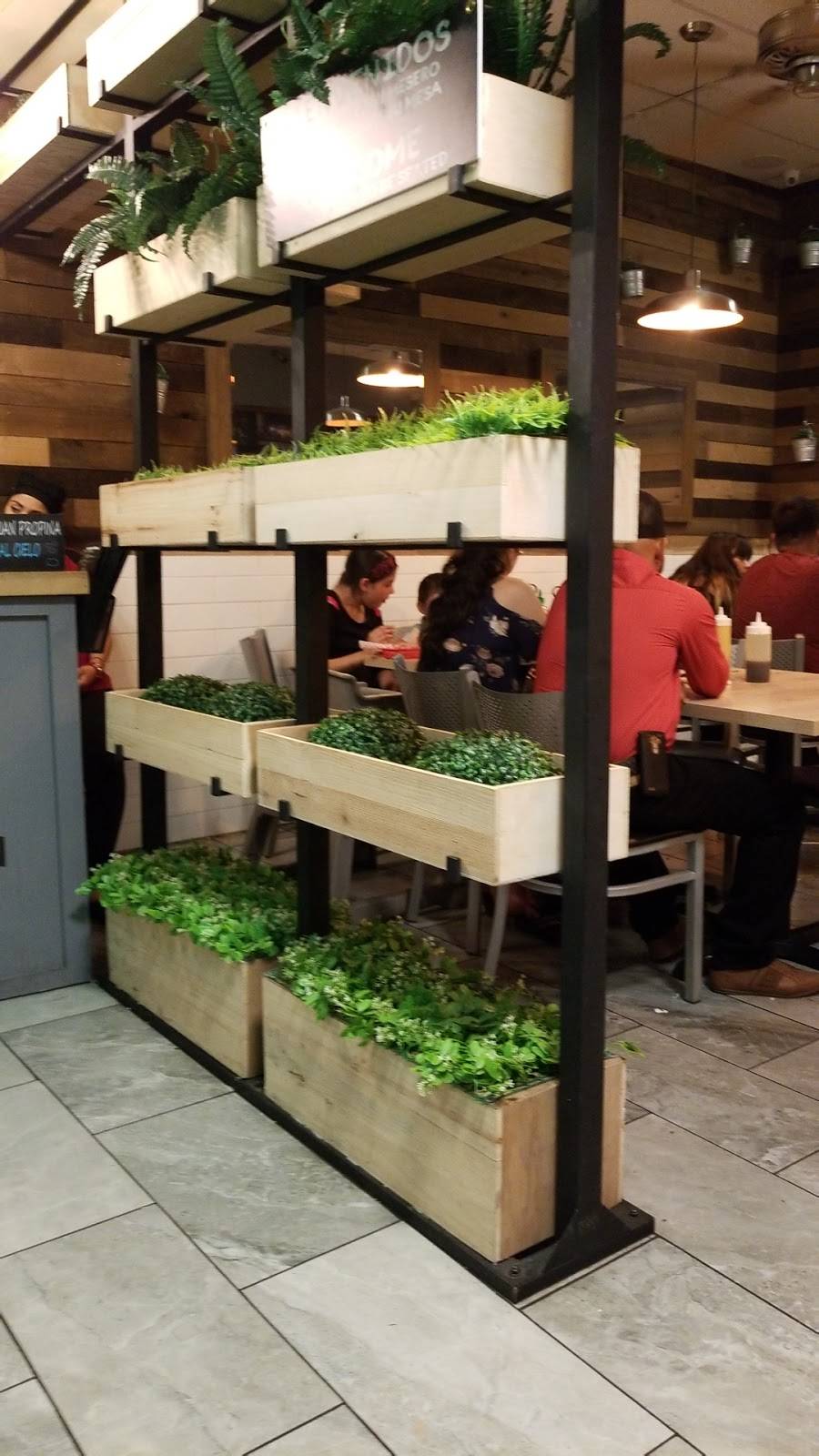 Sushinola roll | restaurant | 5930 W McDowell Rd #103, Phoenix, AZ 85035, USA | 6232719920 OR +1 623-271-9920