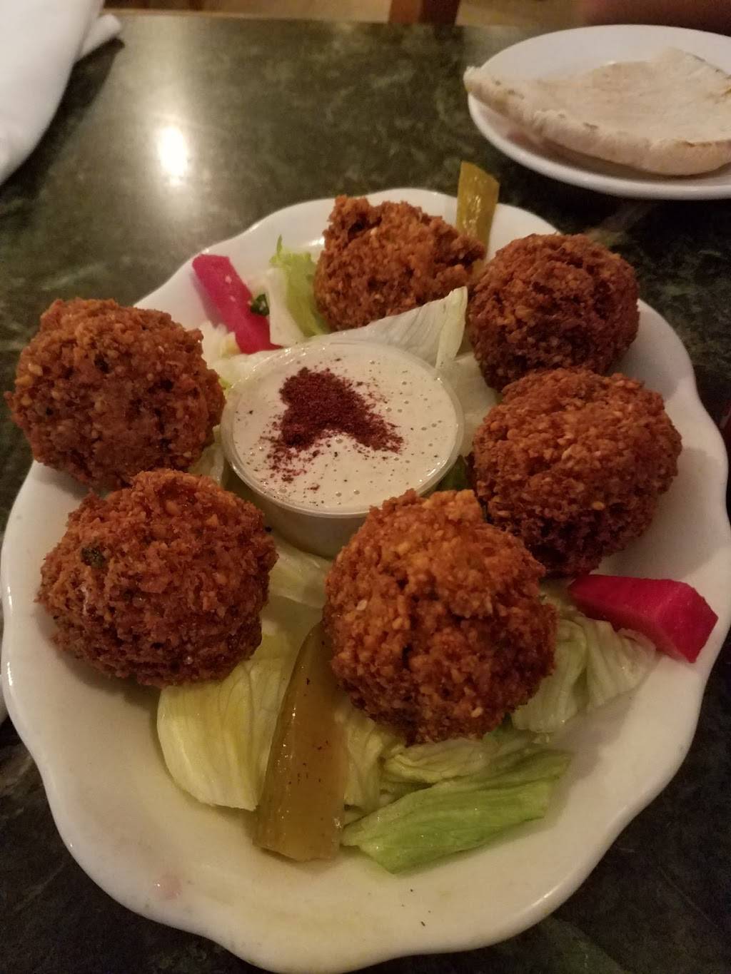 Roberts Frozen Custard | restaurant | N112W16040 Mequon Rd, Germantown, WI 53022, USA | 2622501683 OR +1 262-250-1683