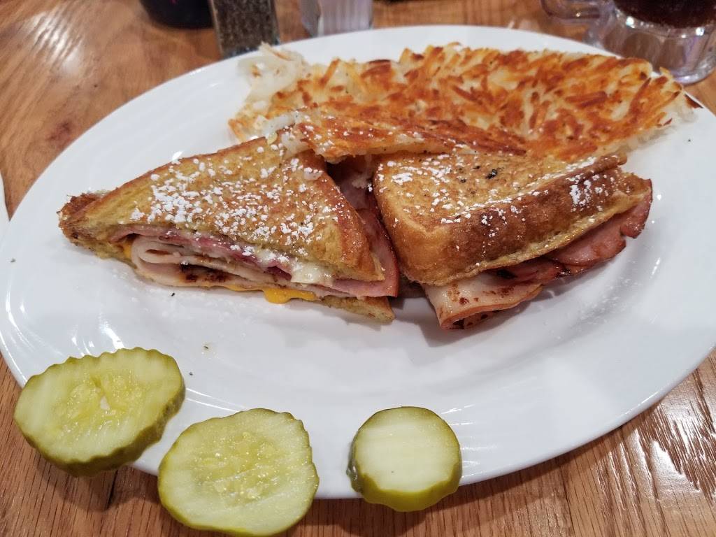 Big Egg Restaurant | restaurant | 24111 Lorain Rd #44070, North Olmsted, OH 44070, USA | 4404559207 OR +1 440-455-9207