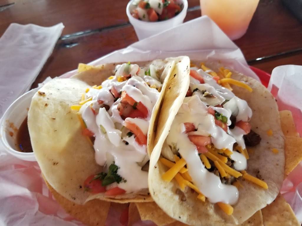 Papa’s On The Lake | restaurant | 14632 TX-105, Montgomery, TX 77356, USA | 9364472500 OR +1 936-447-2500