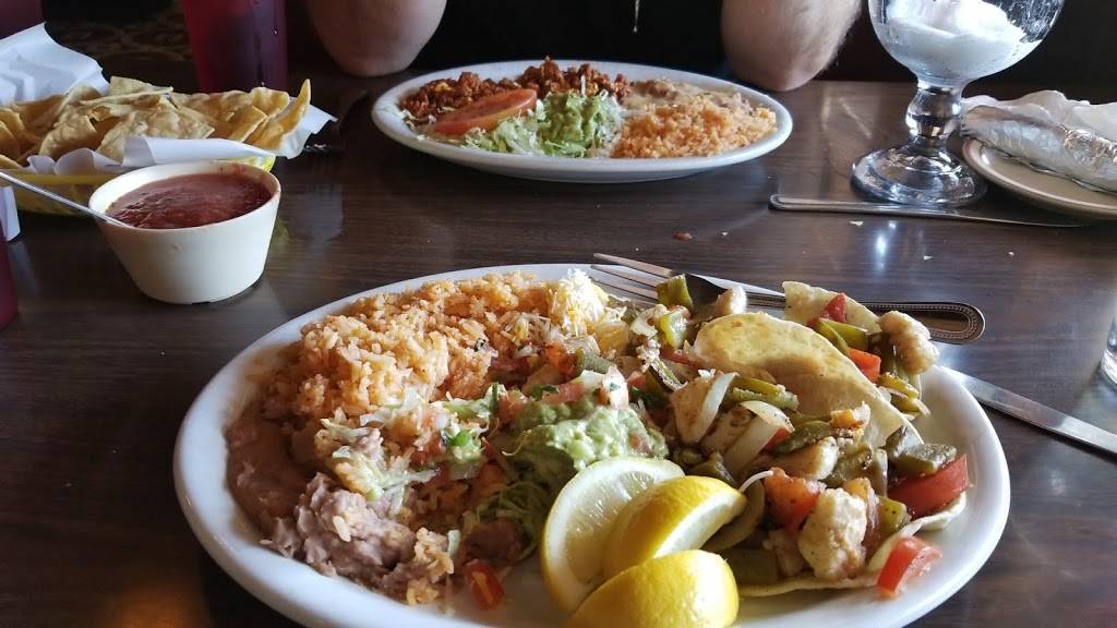 El Tecolote Restaurant | restaurant | 333 N Lewis Rd, Camarillo, CA 93012, USA | 8054824318 OR +1 805-482-4318